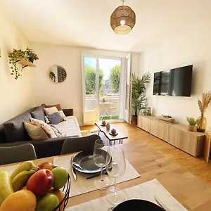 https://le-bourget-grand-appartement-proche-du-centre.hotels-rhonealpes.com